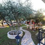 Apartman 1 Bedroom With Terrace Orebić