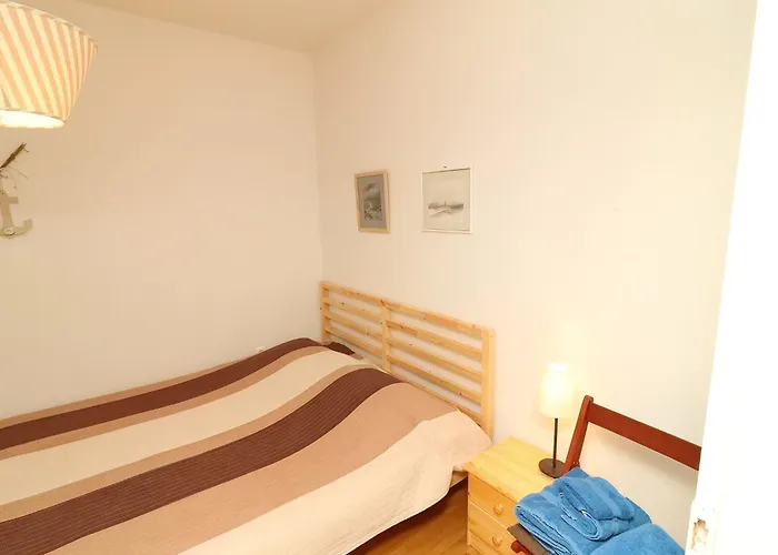 Apartment 1 Bedroom With Terrace Orebić