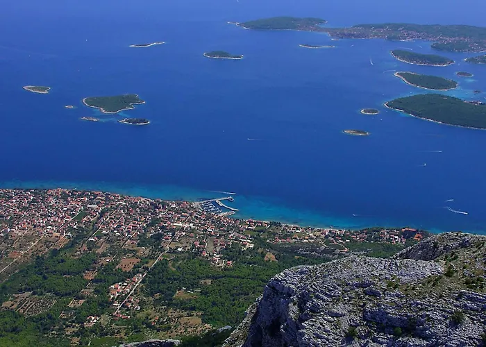 Apartman 1 Bedroom With Terrace *