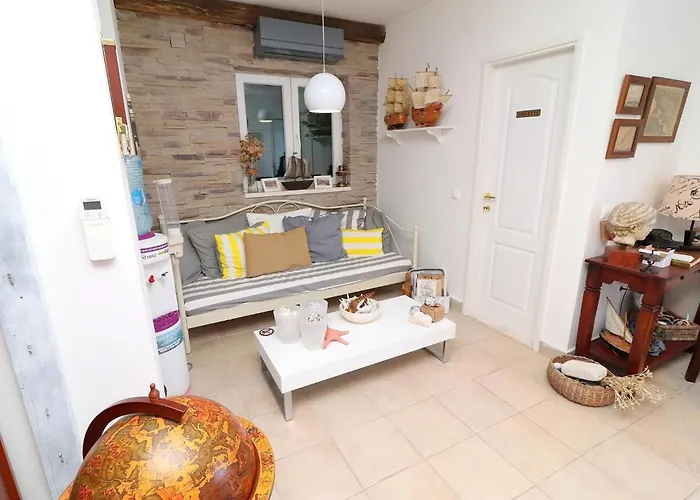 1 Bedroom With Terrace Orebić