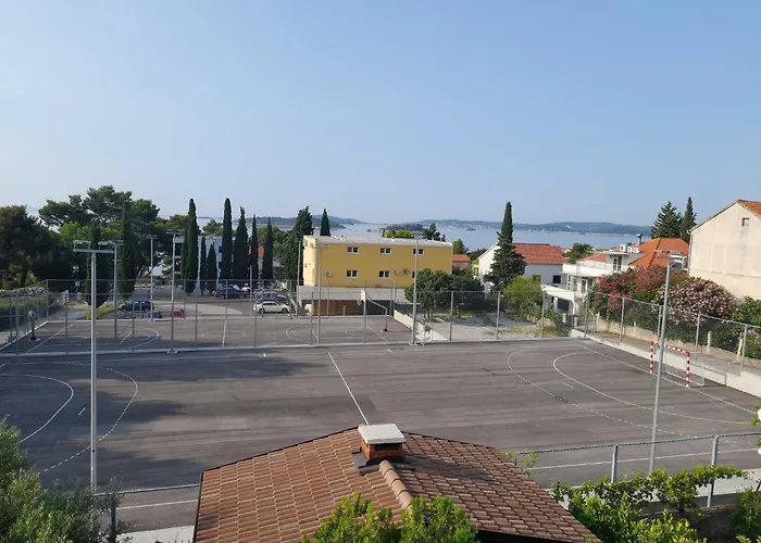 1 Bedroom With Terrace *